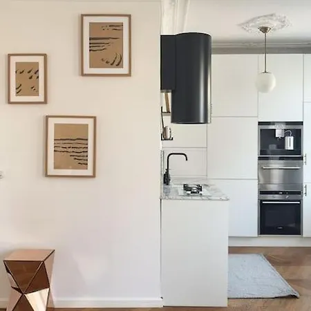 Apartment Mid-century, Artistic Apartment, National Stadium *