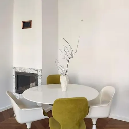 Mid-century, Artistic Apartment, National Stadium Apartment
