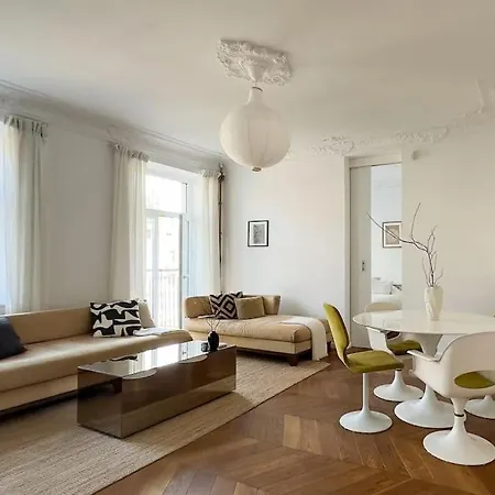 Mid-century, Artistic Apartment, National Stadium * Warsaw
